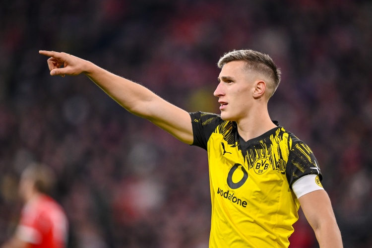 里肯：我们确实尚未与施洛特贝克谈妥续约，俱乐部将继续努力